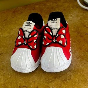 Girl toddler size 6k minnie adidas shoes
